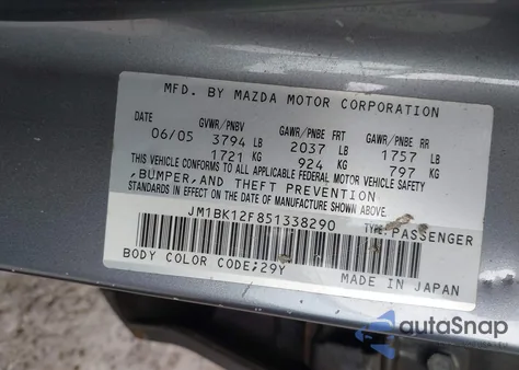 2005 Mazda 3 I z USA, uszkodzony, nr VIN JM1BK12F851338290